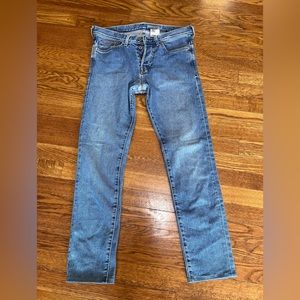&Denim by H&M. Pre-owned. Recycled. Size 30/30. Low Waist.